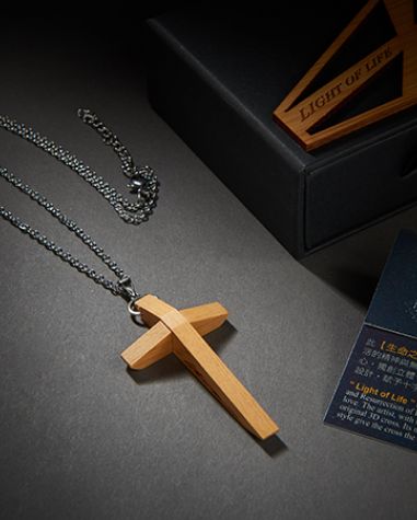 NECKLACE CROSS-LIGHT OF LIFE